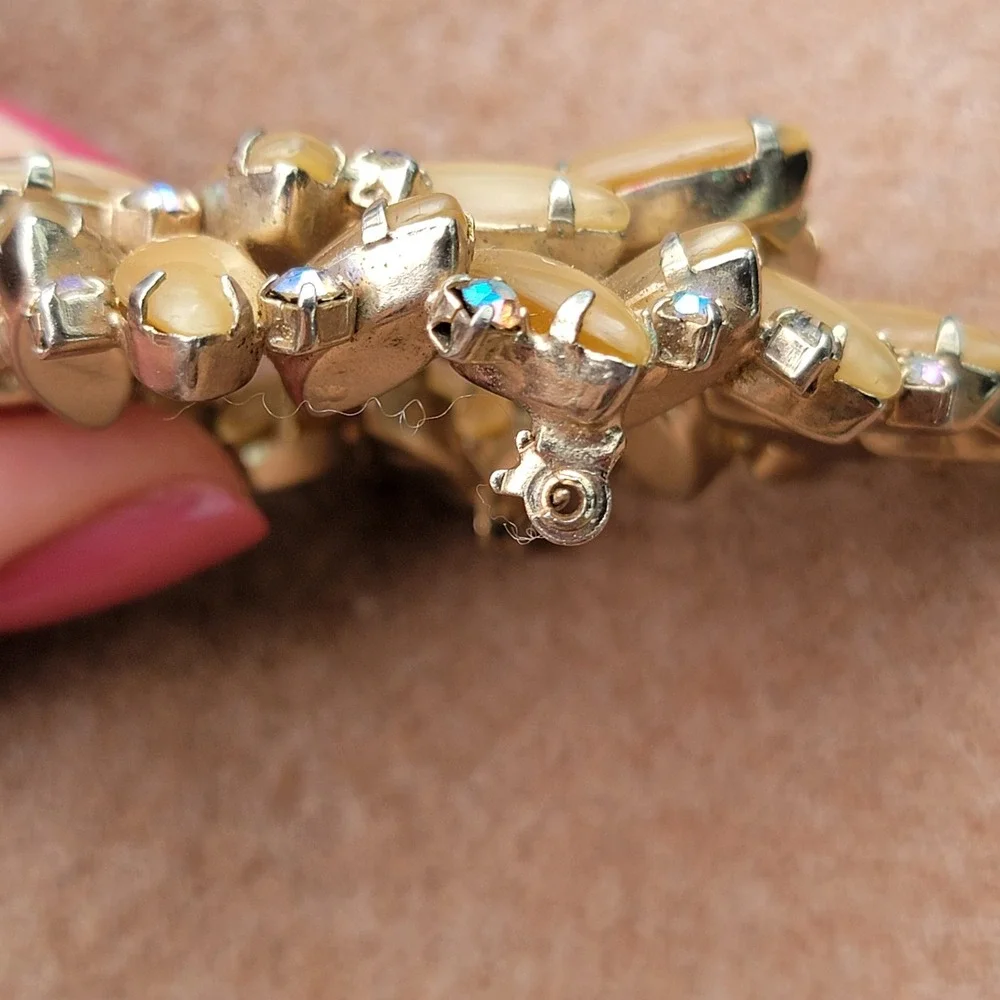 VTG Gold Tone Champagne Navette Thermoset &‎ AB Rhinestone Multilayer Brooch Pin